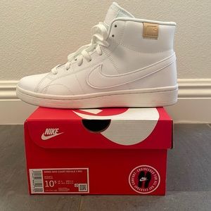 Women’s Nike Court Royale 2